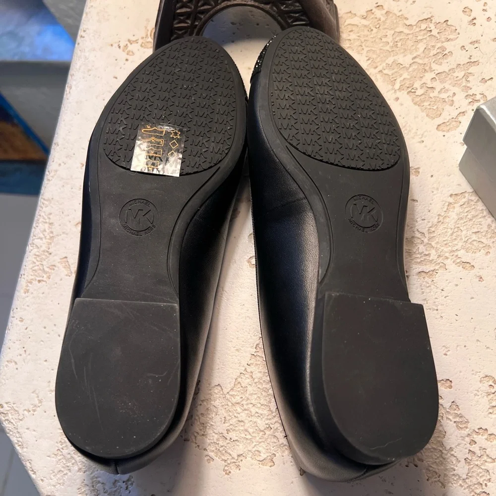 NWT Michael Kors Claudia Flex Black Leather Rhinestone Ballet Flat, Size 7.5